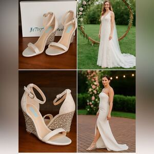 👑✨ Betsey Johnson Alisa Blush Lace Bridal Wedges EUC SZ 8✨👑